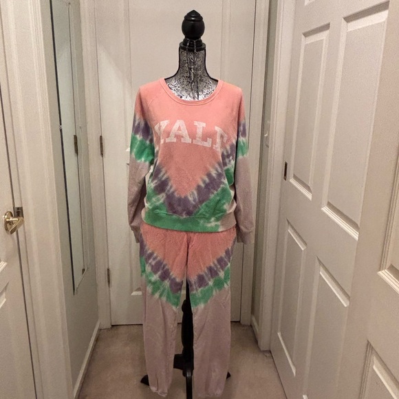 Day dreamer tie dyed sweat suit - Picture 3 of 3